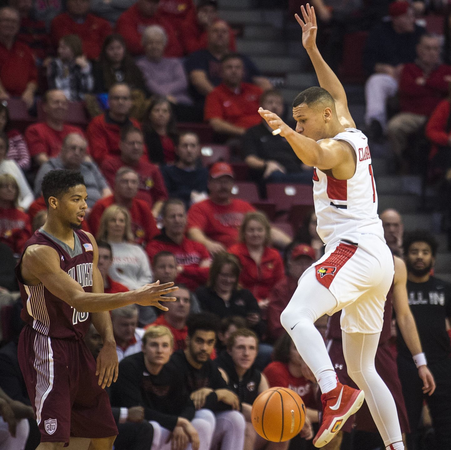020918-blm-spt-7isuhoops